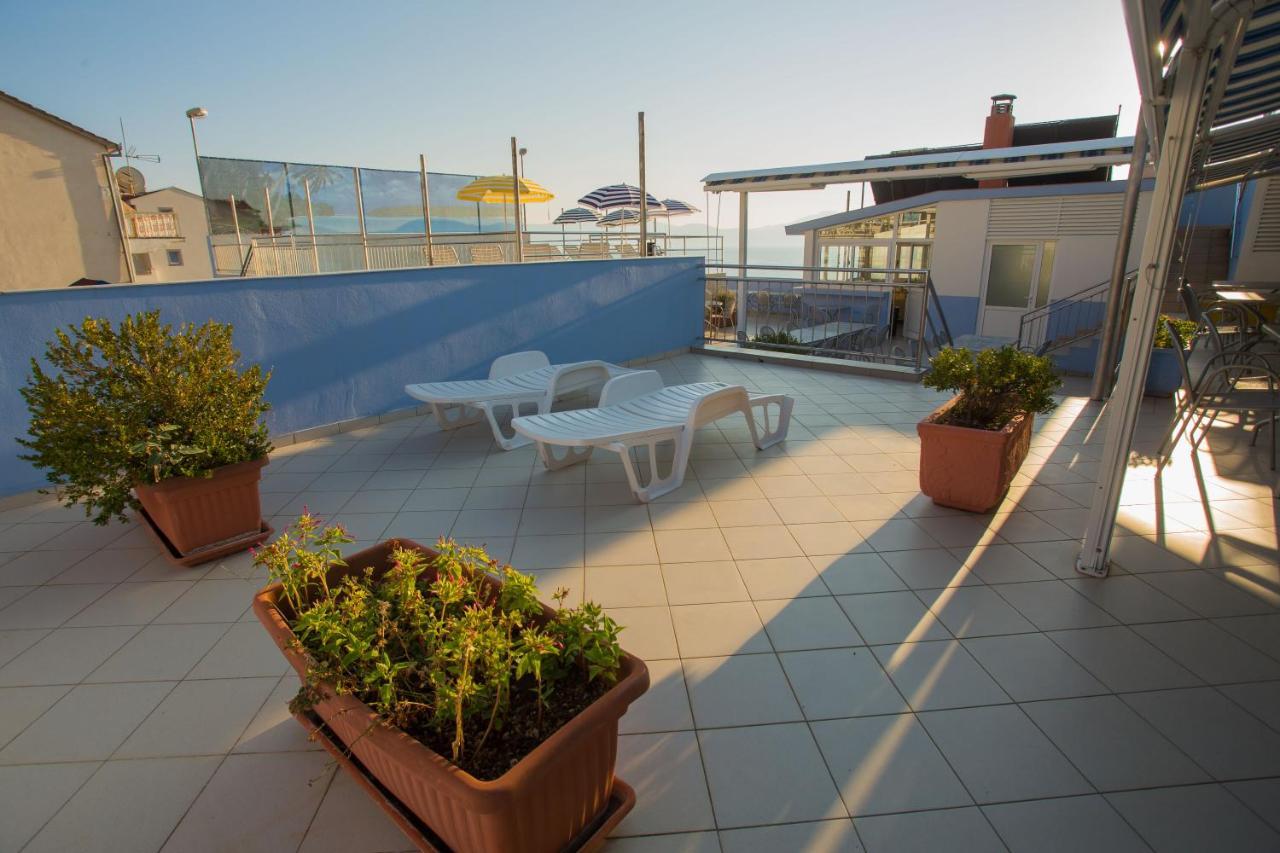 Aparthotel Pecic 그라다츠 외부 사진