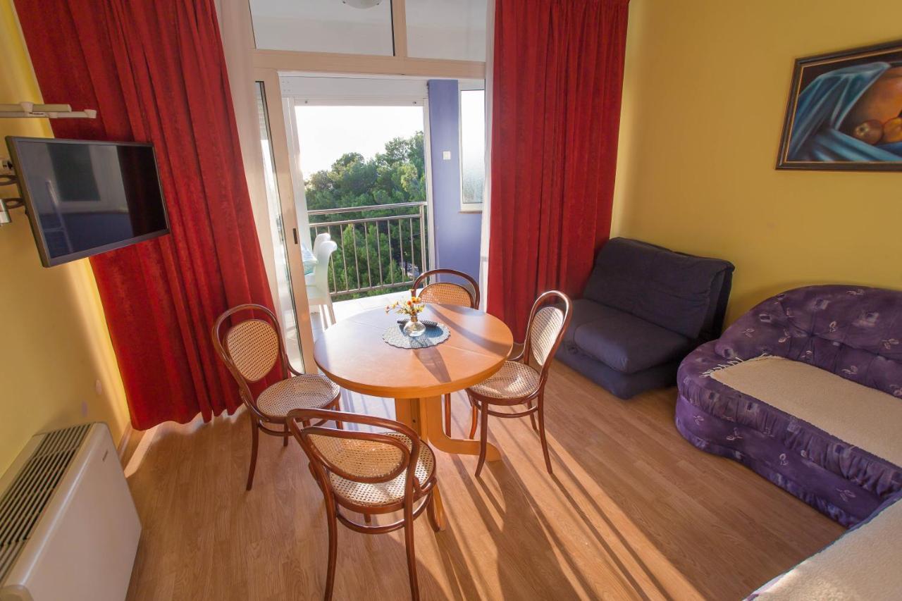 Aparthotel Pecic 그라다츠 외부 사진